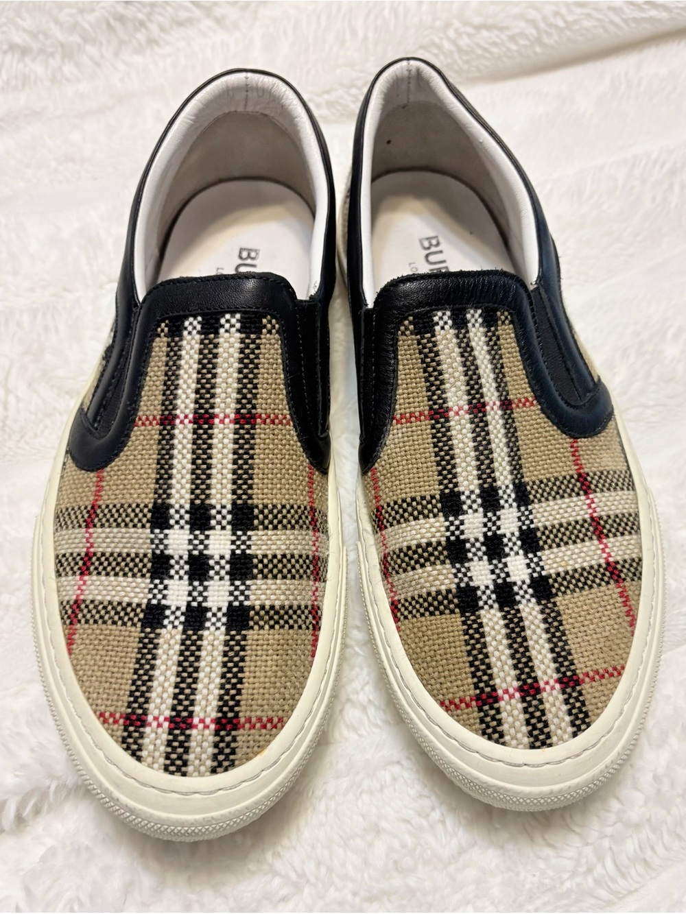 Burberry Tan Plaid Slip-On Loafers with Black Trim Women’s Size 8 Preowned